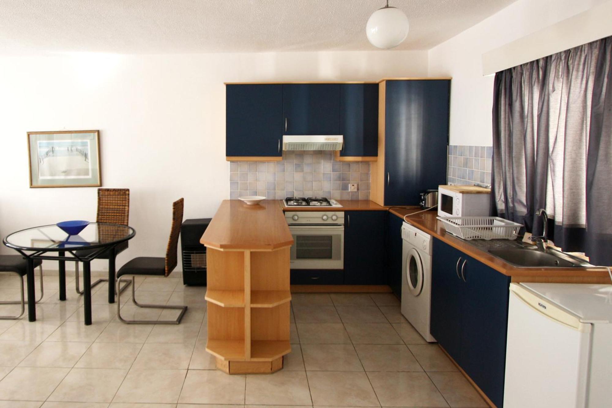 Pissouri Beach Apartments * Πισσούρι