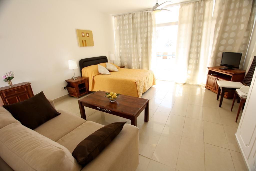 Pissouri Beach Apartments Πισσούρι